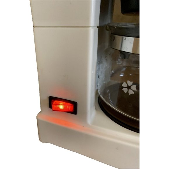 Mr. Coffee Jr 4 Cup Drip Coffee Maker Brewer Compact Mini Vintage Model JR-4 - Picture 7 of 8